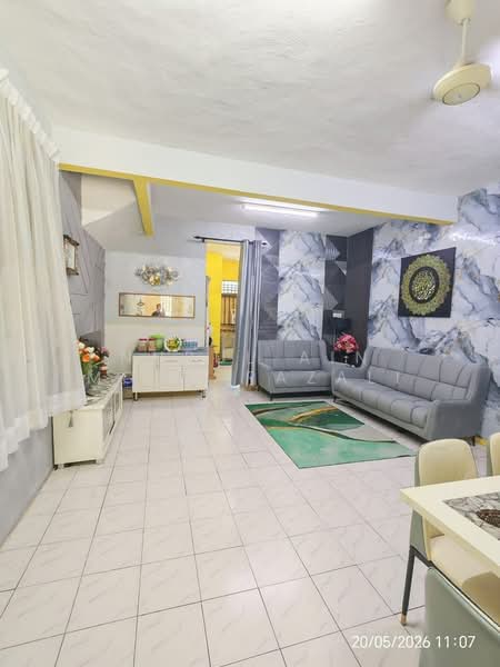 Rumah Teres 2 Tingkat untuk Dijual di Seremban 2 (Negeri Sembilan) - Nurul Ain Mohd Razali - Living Room - PropertyGuru.com.my