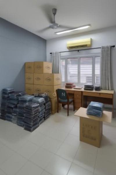 Rumah Berkembar untuk Dijual di Bayan Baru (Penang) - Woon . - Study - PropertyGuru.com.my