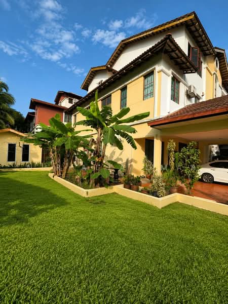 Rumah Berkembar untuk Dijual di Seksyen 27 (Shah Alam) - Nur Alia Omar - Exterior - PropertyGuru.com.my