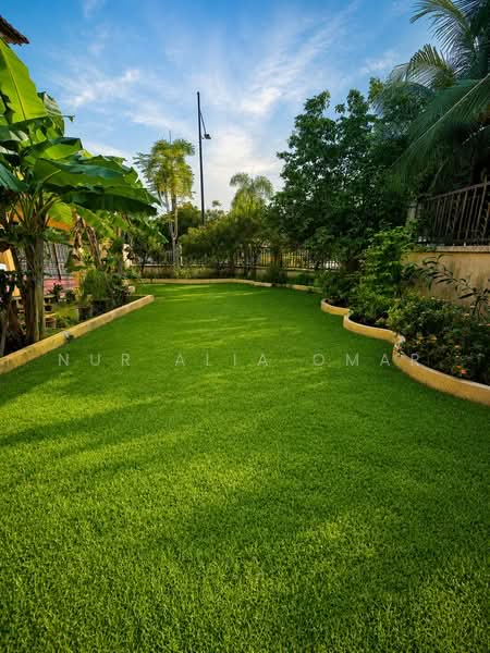 Rumah Berkembar untuk Dijual di Seksyen 27 (Shah Alam) - Nur Alia Omar - Garden - PropertyGuru.com.my
