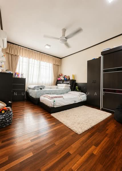 Rumah Berkembar untuk Dijual di Seksyen 27 (Shah Alam) - Nur Alia Omar - Bedroom - PropertyGuru.com.my