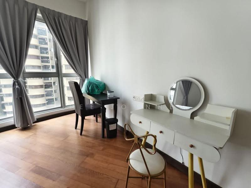 Kediaman Servis untuk Disewa di Regalia Residence - Lee Joanne - View - PropertyGuru.com.my