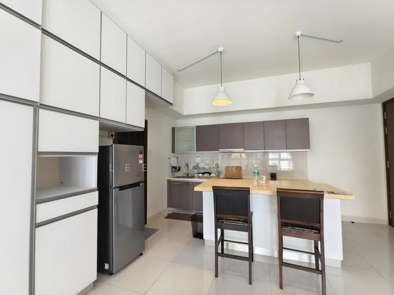 Kediaman Servis untuk Disewa di Regalia Residence - Lee Joanne - Kitchen - PropertyGuru.com.my