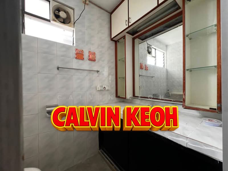 Pangsapuri untuk Dijual di Pearl Garden - Calvin Keoh - Bathroom - PropertyGuru.com.my