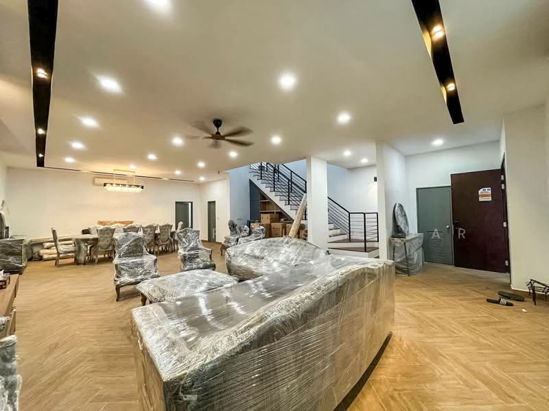 Rumah Berkembar untuk Dijual di Cyberjaya (Selangor) - Shaziery Iskandar - Living Room - PropertyGuru.com.my