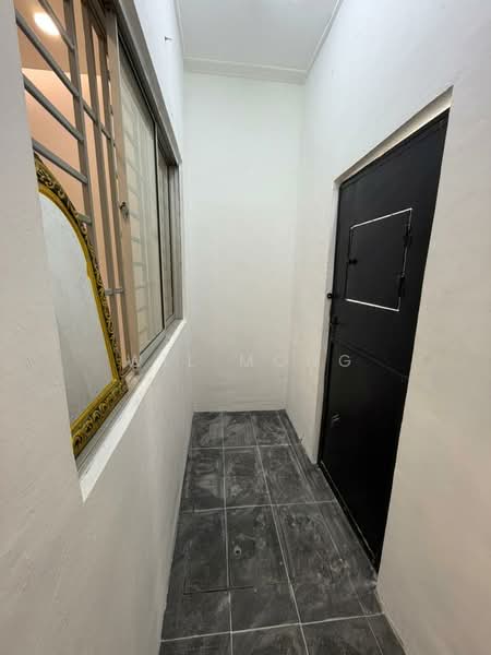 1-storey Terraced House for Sale in Skudai (Johor) - Wil Mong - Entrance - PropertyGuru.com.my