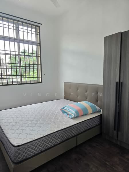Pangsapuri untuk Disewa di Residensi Larkin Indah - Vincent Tea - Bedroom - PropertyGuru.com.my
