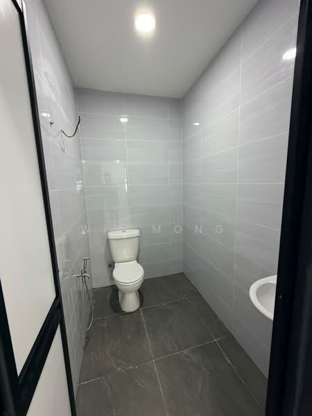 1-storey Terraced House for Sale in Ulu Tiram (Johor) - Wil Mong - Bathroom - PropertyGuru.com.my