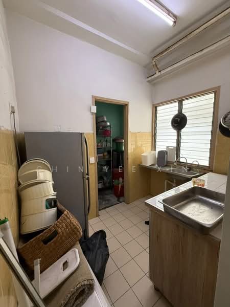 Rumah Flat untuk Dijual di Mutiara Magna - Chin Yee Xin - Kitchen - PropertyGuru.com.my
