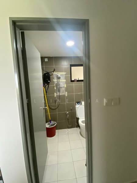 Condominium for Rent at Dezire Hill Residence - Elaine Lian - Bathroom - PropertyGuru.com.my