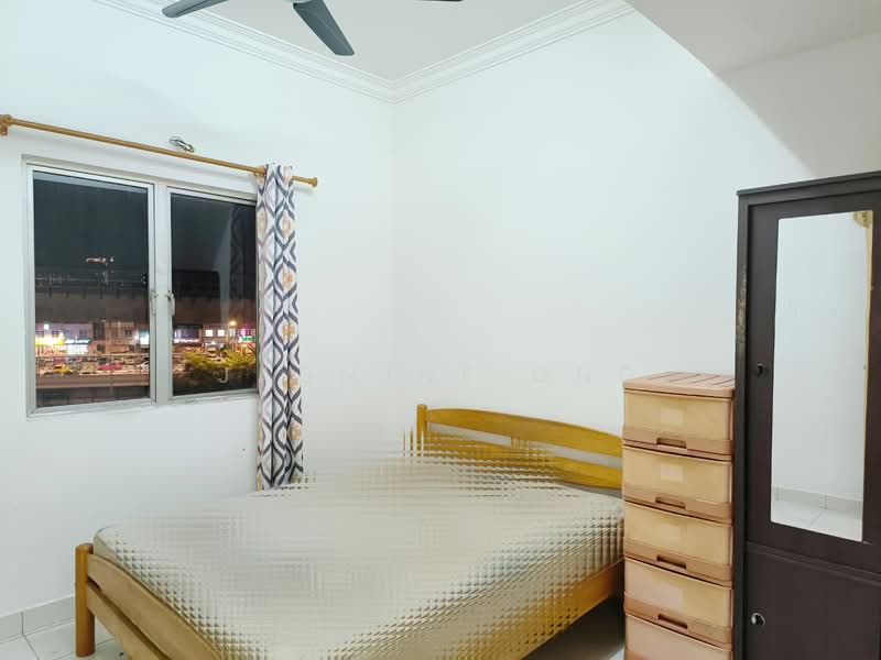Apartment for Sale at Vista Mutiara - Jasmine Ong - Bedroom - PropertyGuru.com.my