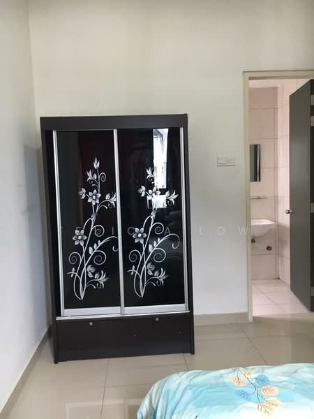 Servis Apartment untuk Dijual di D'Pulze Cyberjaya - Felicia Low - Bedroom - PropertyGuru.com.my