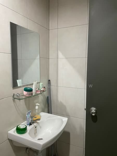 Servis Apartment untuk Dijual di D'Pulze Cyberjaya - Felicia Low - Bathroom - PropertyGuru.com.my