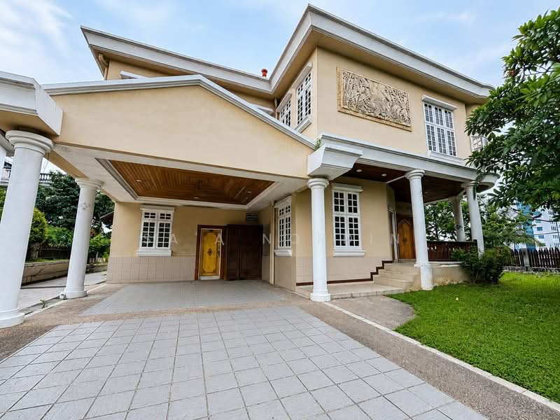Rumah Banglo untuk Dijual di Seksyen 2 (Shah Alam) - Sa'a Nordin - Exterior - PropertyGuru.com.my