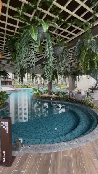 Servis Apartment untuk Dijual di Residensi Dian II - Nik Ahmad Muazzam Bin Nik Mazlan - Pool - PropertyGuru.com.my