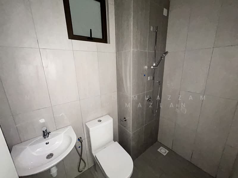 Servis Apartment untuk Dijual di Residensi Dian II - Nik Ahmad Muazzam Bin Nik Mazlan - Bathroom - PropertyGuru.com.my