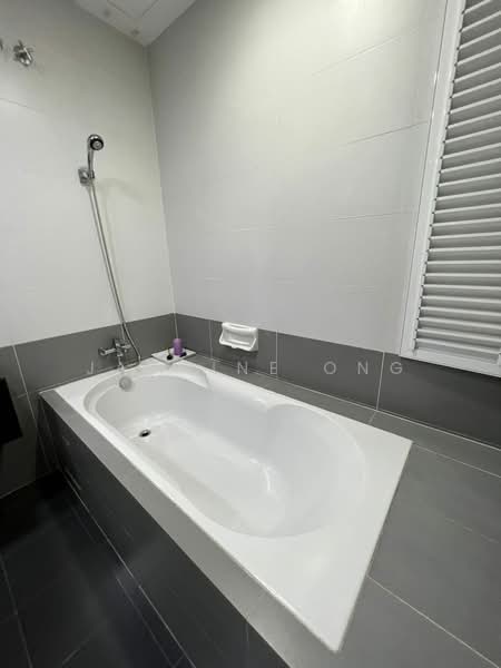 Rumah Teres untuk Dijual di Prima Selayang (Selayang) - Jasmine Ong - Bathroom - PropertyGuru.com.my