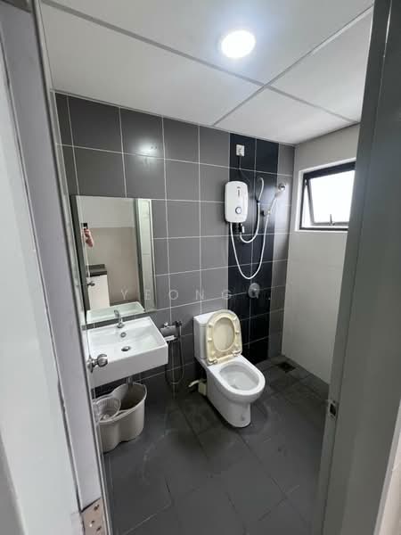 Servis Apartment untuk Dijual di Trio Permai - Yeong . - Bathroom - PropertyGuru.com.my