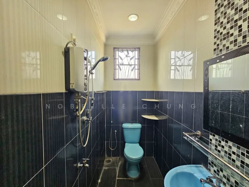 Rumah Berkembar untuk Dijual di Seksyen 27 (Shah Alam) - Nobeille Chung - PropertyGuru.com.my