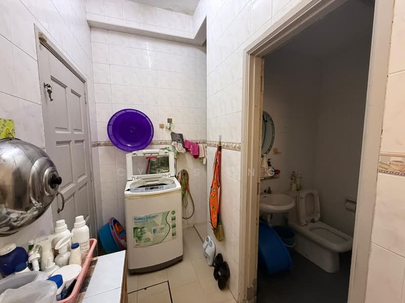 Terraced House for Sale in KL City Centre (Kuala Lumpur) - Cyrus Ong - Bathroom - PropertyGuru.com.my