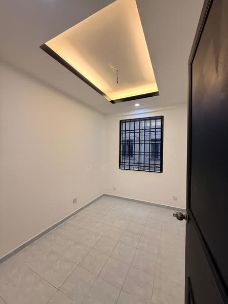 Pangsapuri untuk Dijual di Sri Awana Townhouse - Dona - PropertyGuru.com.my