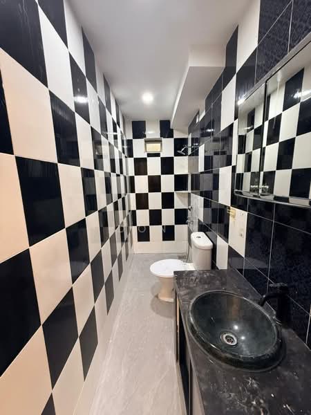 Pangsapuri untuk Dijual di Sri Awana Townhouse - Dona - PropertyGuru.com.my
