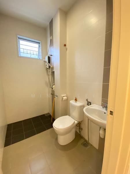 Rumah Berkembar untuk Dijual di Taman Nusa Bestari (Iskandar Puteri (Nusajaya)) - Mindy Lee - Bathroom - PropertyGuru.com.my