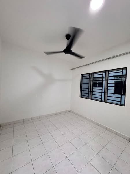 Kondominium untuk Dijual di Selesa Puteri Condominium - Jordan . - PropertyGuru.com.my