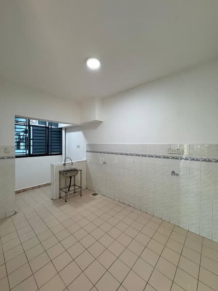 Kondominium untuk Dijual di Selesa Puteri Condominium - Jordan . - PropertyGuru.com.my