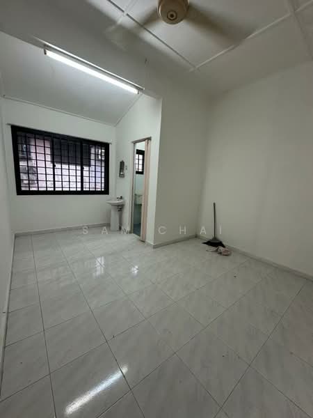 Rumah Teres 1 Tingkat untuk Dijual di Taman Johor Jaya (Johor Bahru) - Sam Chai - Interior - PropertyGuru.com.my