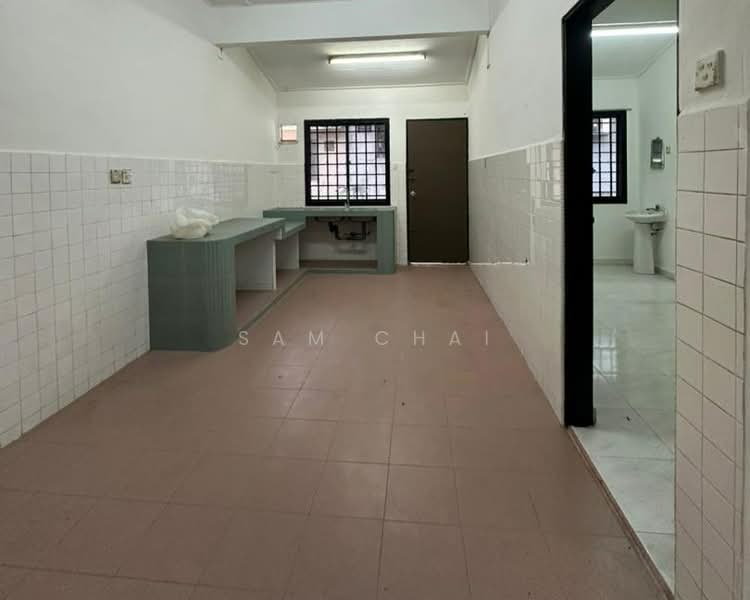 Rumah Teres 1 Tingkat untuk Dijual di Taman Johor Jaya (Johor Bahru) - Sam Chai - Kitchen - PropertyGuru.com.my