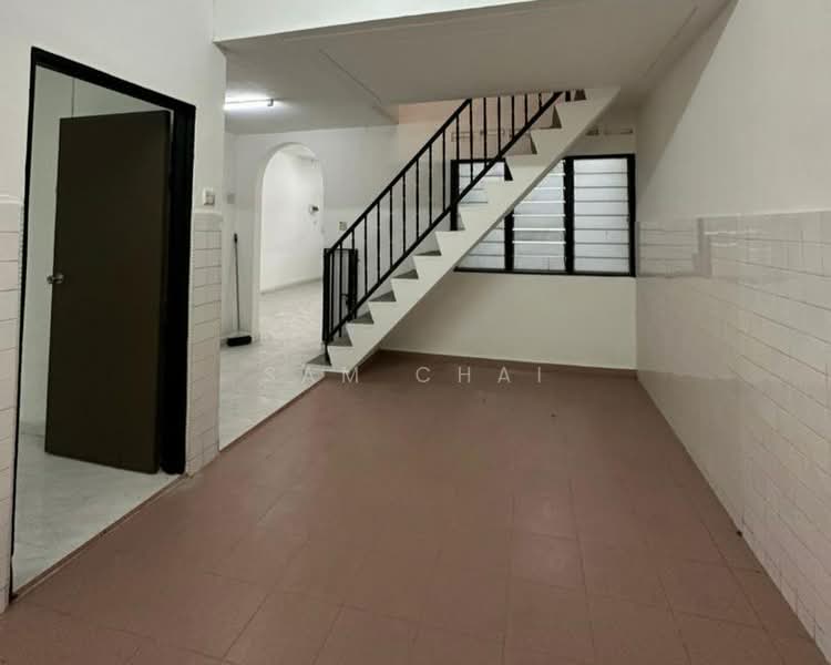 Rumah Teres 1 Tingkat untuk Dijual di Taman Johor Jaya (Johor Bahru) - Sam Chai - Interior - PropertyGuru.com.my