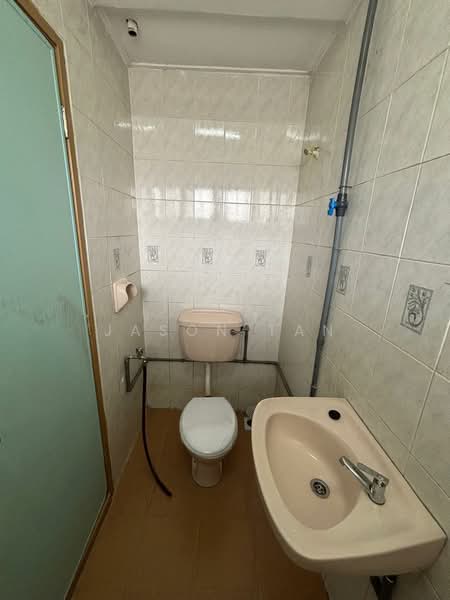 Rumah Teres 2 Tingkat untuk Dijual di TAMAN PUCHONG UTAMA (Puchong) - Jason Tan - Bathroom - PropertyGuru.com.my