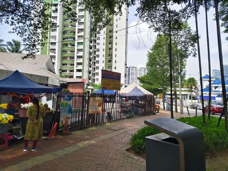 Commercial Bungalow for Sale in Brickfields (Kuala Lumpur) - Karthigesu . - Exterior - PropertyGuru.com.my