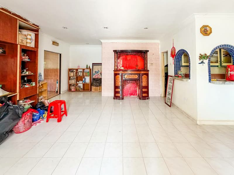 Rumah Teres 2-Tingkat untuk Dijual di Kota Kemuning (Shah Alam) - Masnizah Arifin - Living Room - PropertyGuru.com.my