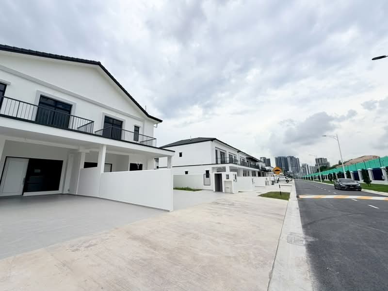 Cluster House for Sale in Eco Botanic (Iskandar Puteri (Nusajaya)) - Yik Tat - PropertyGuru.com.my
