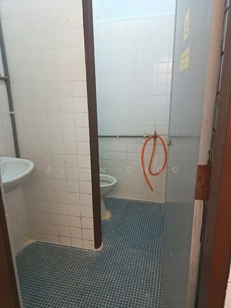 Kedai / Pejabat untuk Disewa di Titiwangsa (Kuala Lumpur) - Alvin Choo - Bathroom - PropertyGuru.com.my