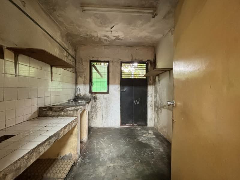 1.5-storey Terraced House for Sale in Cheras (Kuala Lumpur) - David Wan - Kitchen - PropertyGuru.com.my