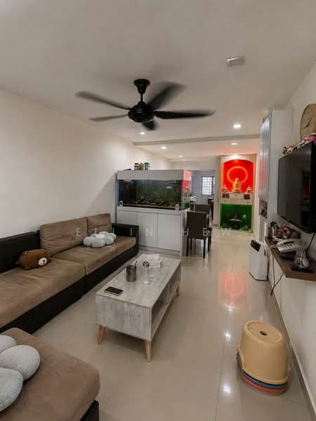 1-storey Terraced House for Sale in Skudai (Johor) - Ellin Hew - Living Room - PropertyGuru.com.my