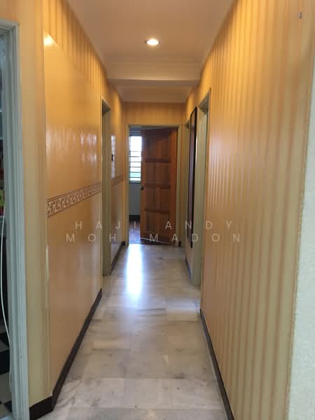 Condominium for Sale at Emerald Hill Condominium - Haji Andy Mohamadon - Corridor - PropertyGuru.com.my