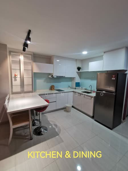 Servis Apartment untuk Disewa di DEX Suites 2.0 (Tower B) @ Kiara East - Kayden Bong - Kitchen - PropertyGuru.com.my