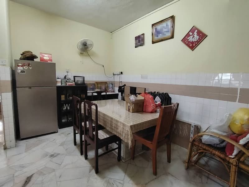 2-storey Terraced House for Sale in Taman Bukit Maluri (Kepong) - William Sim - Dining Room - PropertyGuru.com.my