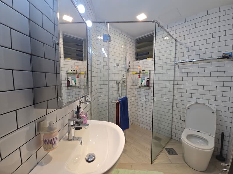 Condominium for Sale at Riana Green Condominium - Alvis Chong - Bathroom - PropertyGuru.com.my