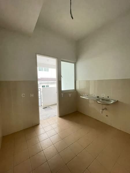 Rumah Teres 2 Tingkat untuk Dijual di Bandar Teknologi Kajang (Kajang) - Christy Woo - Kitchen - PropertyGuru.com.my