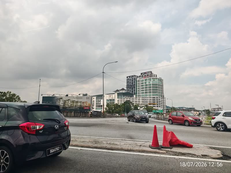 Shop / Office for Rent in Seri Kembangan (Selangor) - Katty Soon - PropertyGuru.com.my