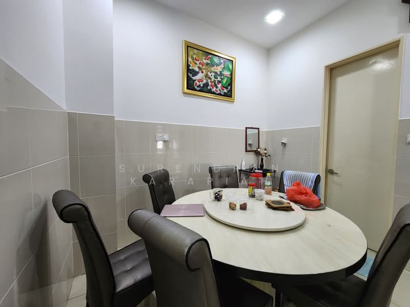 Rumah Berkembar untuk Dijual di Setia Utama (Setia Alam) - Surendran Karapiah - Dining Room - PropertyGuru.com.my