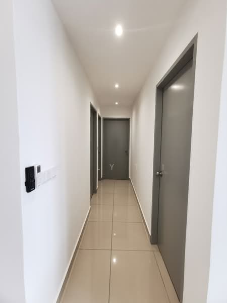 Kediaman Servis untuk Disewa di M Vertica - Emily Tai - Corridor - PropertyGuru.com.my
