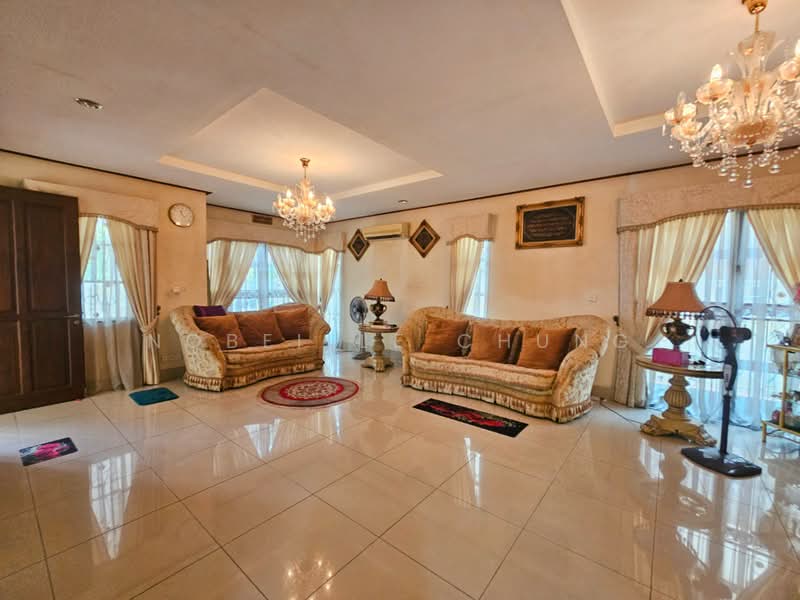 Semi-Detached House for Sale in Subang Alam (Shah Alam) - Nobeille Chung - Living Room - PropertyGuru.com.my