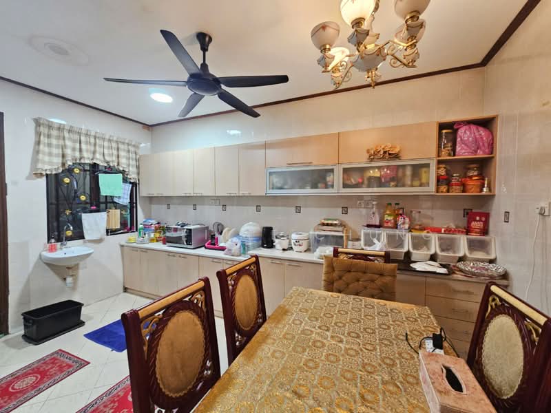 Semi-Detached House for Sale in Subang Alam (Shah Alam) - Nobeille Chung - Kitchen - PropertyGuru.com.my