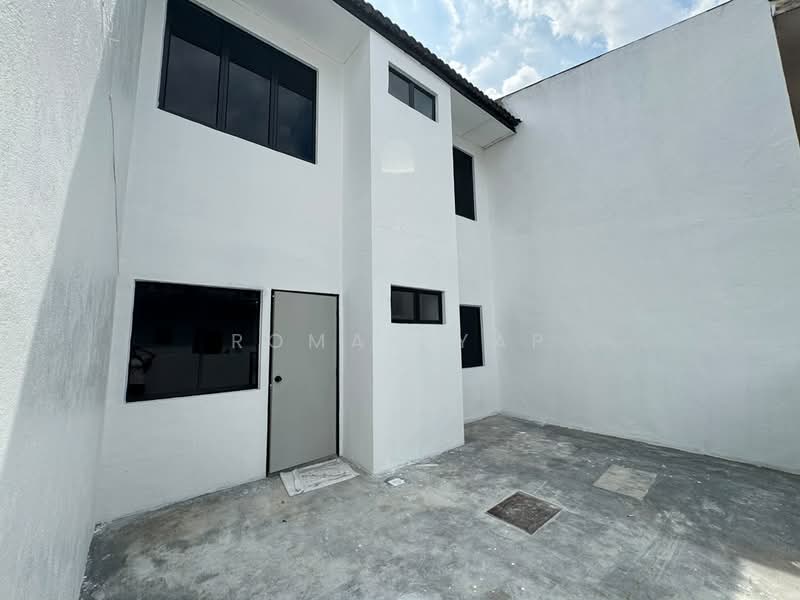 Rumah Teres 2 Tingkat untuk Dijual di Bukit Beruntung (Selangor) - Roman Yap - Exterior - PropertyGuru.com.my